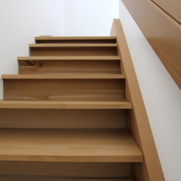 Escalier en Bois : Alliance Parfaite entre Tradition et Modernité pour un Intérieur Accueillant Villers-les-Nancy